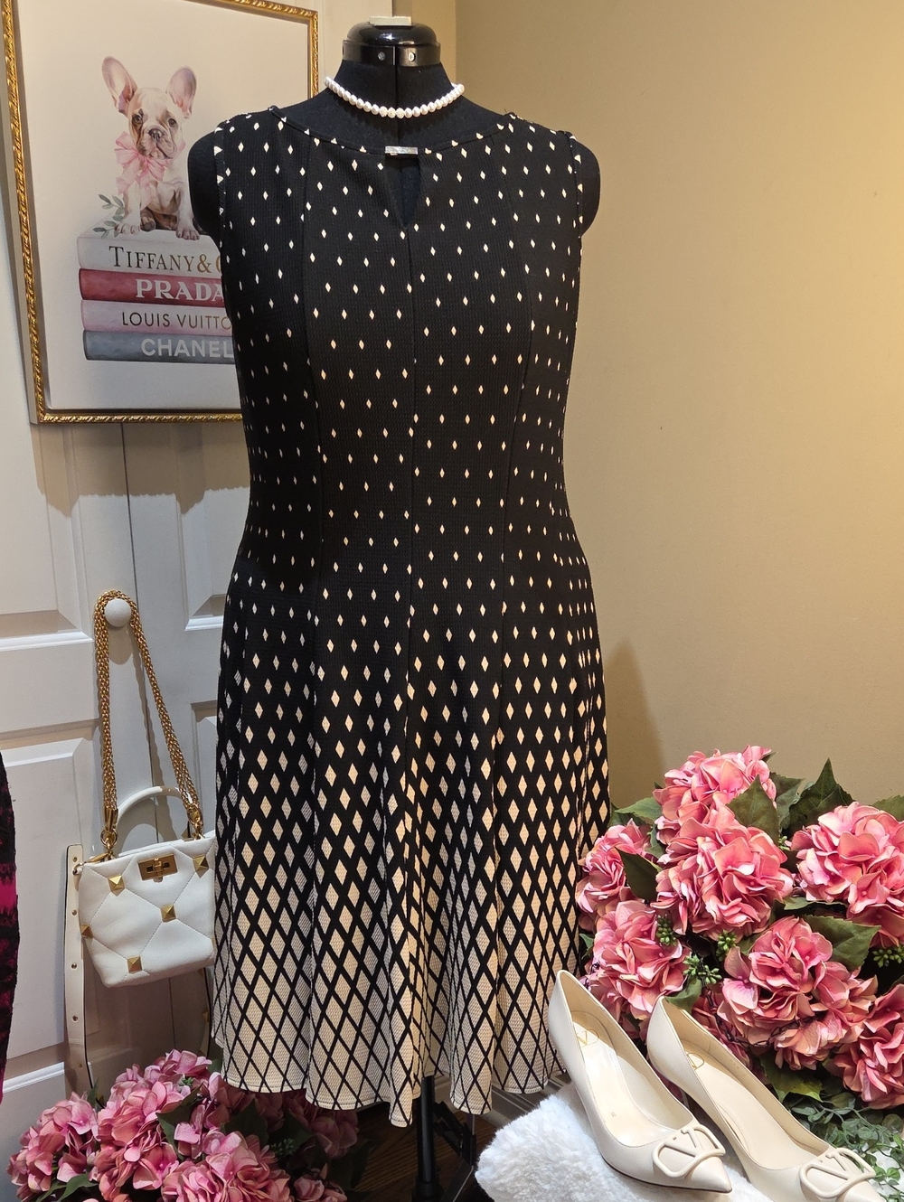 Nwot 2X Haani Woman Black and Cream Sleeveless Midi Fit-and-Flare Dress